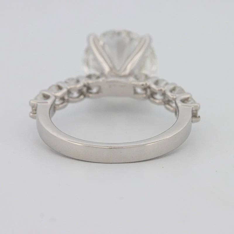 “Eydís” Solitaire Pavé Ring